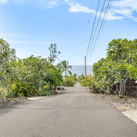 Ocean-View Bungalow Walk To Pebbles Beach! Hookena المظهر الخارجي الصورة